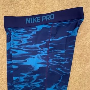 Nike Pro Cropped Leggings